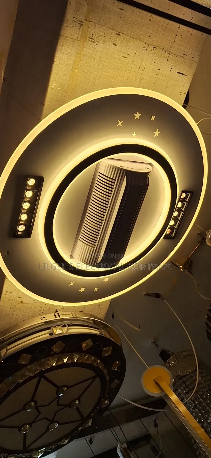 Premium Chandelier With Bladeless Fan