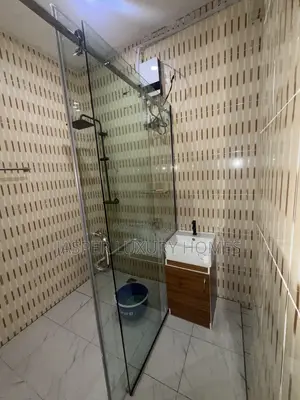 1 Bed Duplex Shortlet
