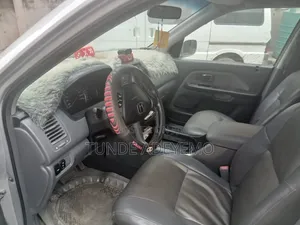Honda Pilot 2005 Silver