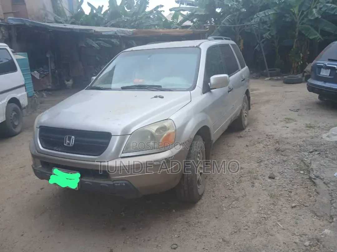 Honda Pilot 2005 Silver