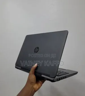 Laptop HP 650 8GB Intel Core i5 HDD+SSD 512GB
