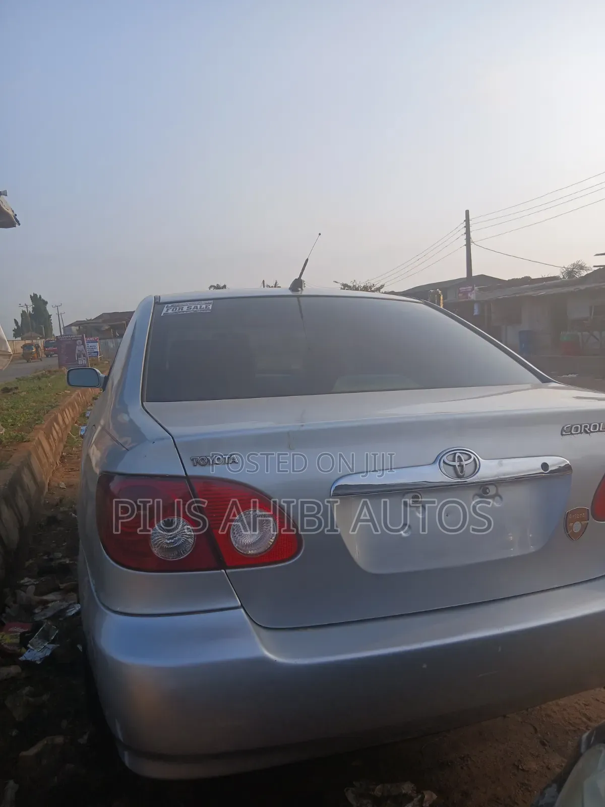 Toyota Corolla 2004 White