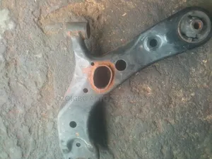 Low Arms Rav4 2010