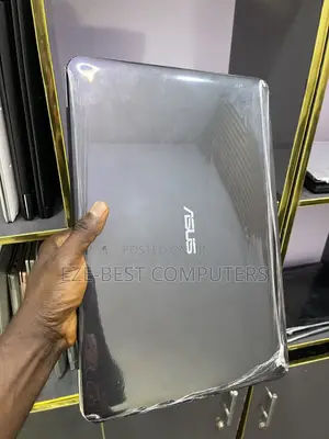 Laptop Asus X555LA 8GB Intel Core i5 SSD 128GB