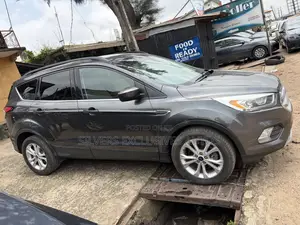 Ford Escape 2017 Gray