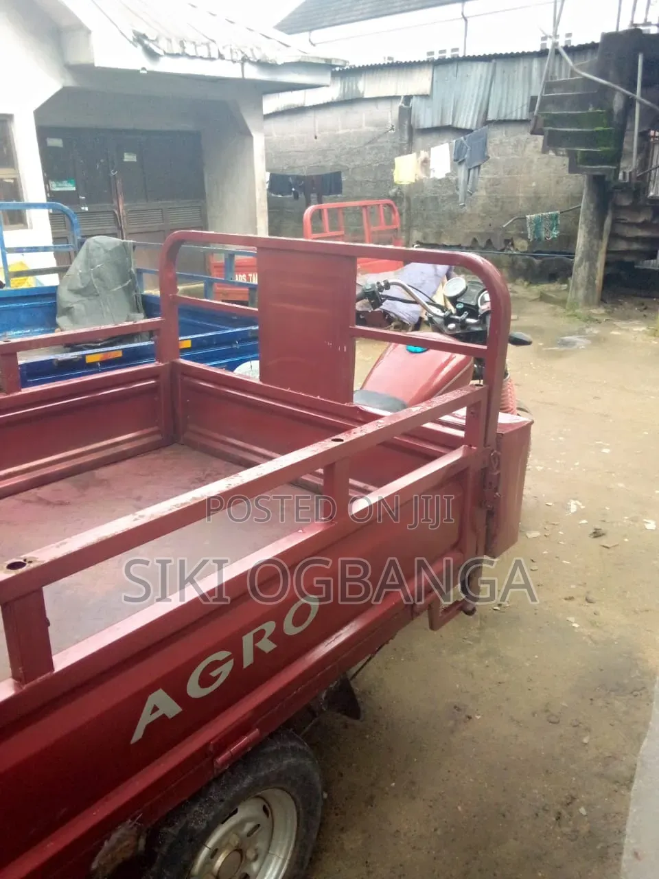 Qlink Axon 50 2010 Red