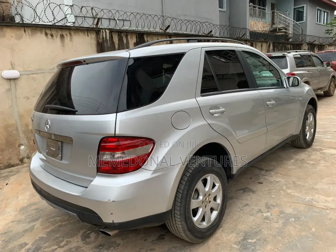 Mercedes-Benz M Class 2006 Silver