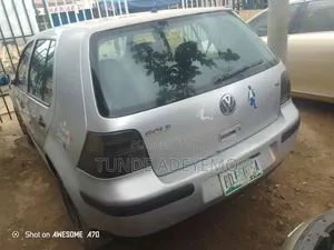 Volkswagen Golf 2005 Silver