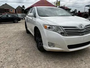 Toyota Venza 2011 White