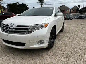 Toyota Venza 2011 White