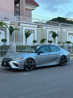 Toyota Camry XSE V6 FWD 2020 Silver
