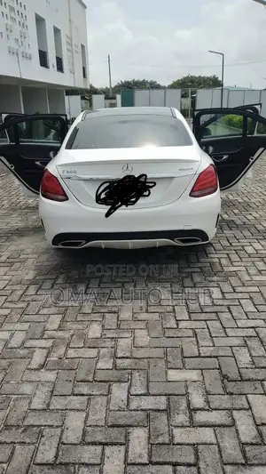 Mercedes-Benz C300 2017 White