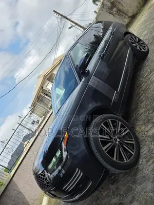 Land Rover Range Rover 2019 Blue