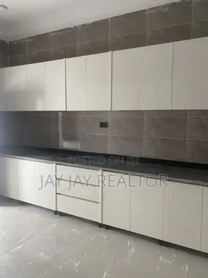 3bdrm Apartment in Sabon Lugbe for rent