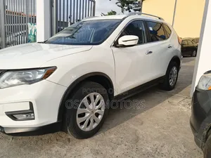 Nissan Rogue 2017 White