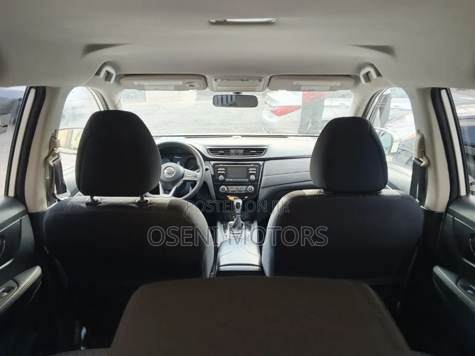 Nissan Rogue 2017 White