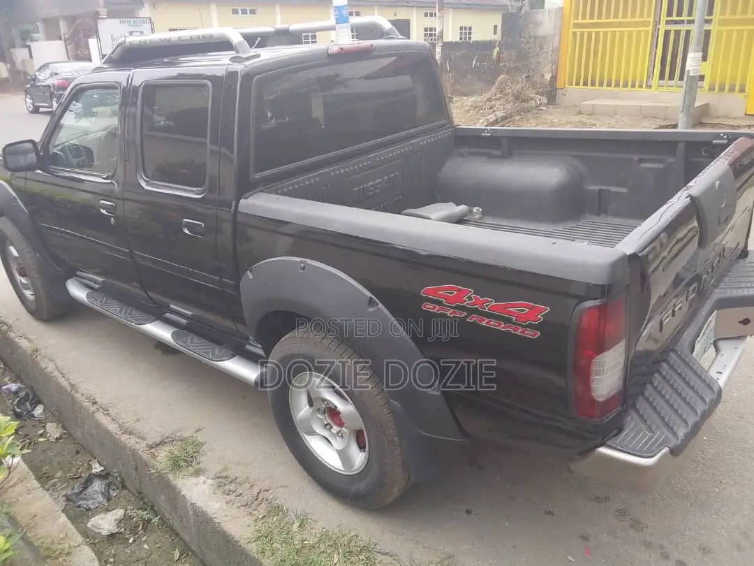 Nissan Frontier Automatic 2005 Black