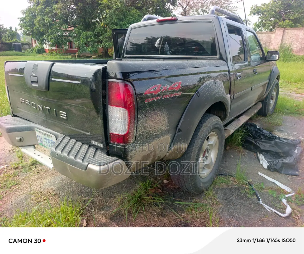Nissan Frontier Automatic 2005 Black