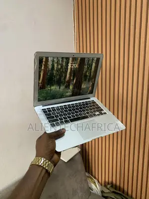 Laptop Apple MacBook Air 2017 8GB Intel Core i7 SSD 256GB