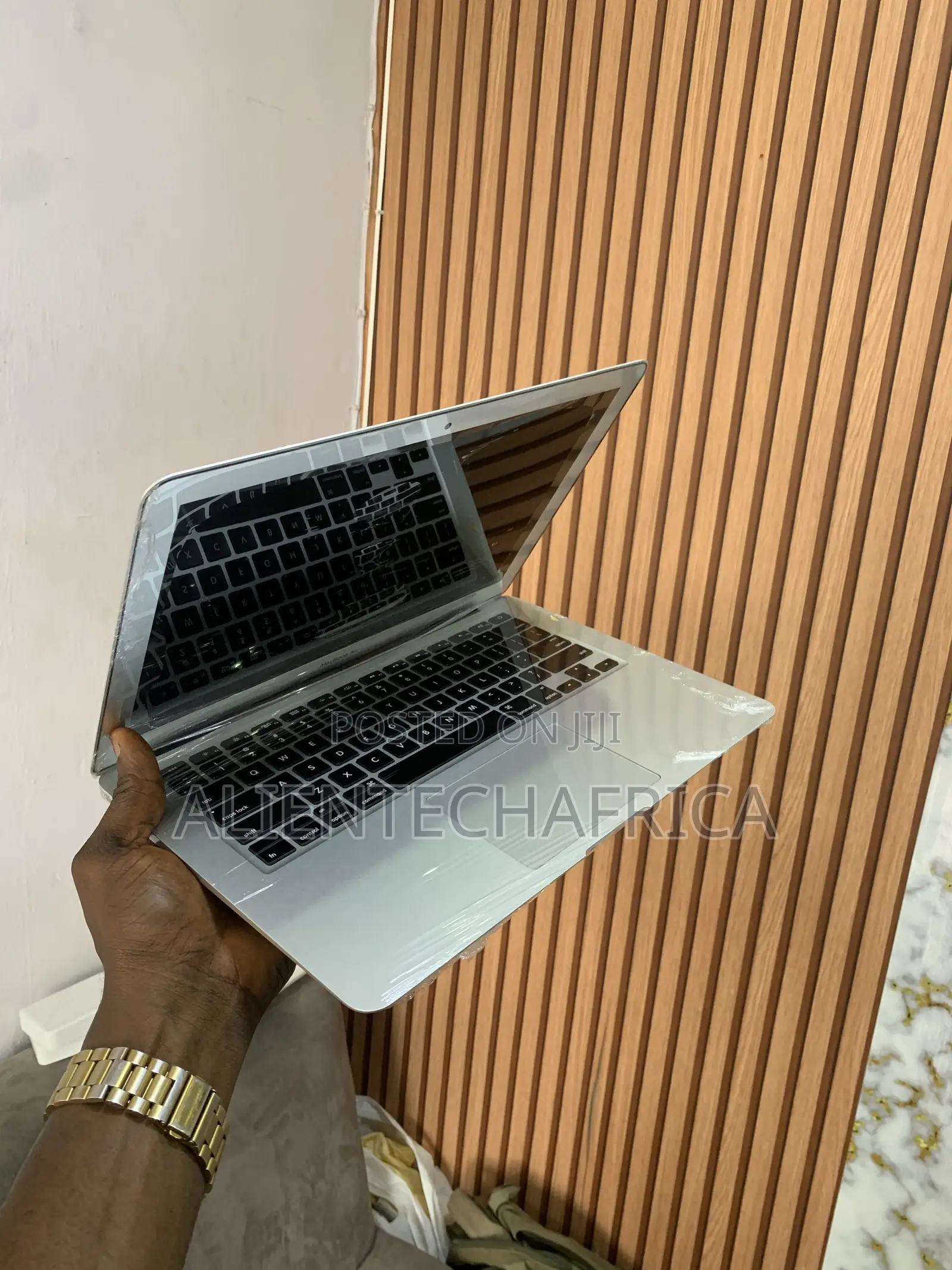 Laptop Apple MacBook Air 2017 8GB Intel Core i7 SSD 256GB