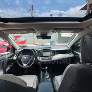 Toyota RAV4 Limited FWD (2.5L 4cyl 6A) 2016 Red