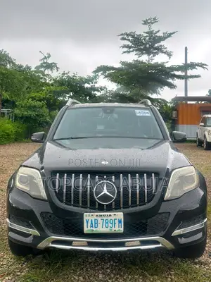 Mercedes-Benz GLK-Class 2010 Black