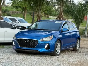 Hyundai Elantra ECO Sedan FWD (1.4L 4cyl 7A) 2017 Blue