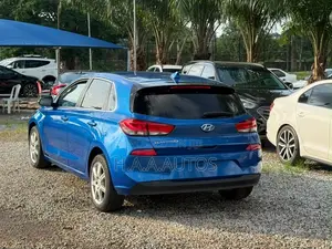 Hyundai Elantra ECO Sedan FWD (1.4L 4cyl 7A) 2017 Blue