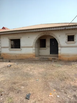 1bdrm Room & Parlour in Gra Quarters, Shimawa for rent