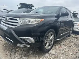 Toyota Highlander Limited 3.5l 4WD 2013 Black