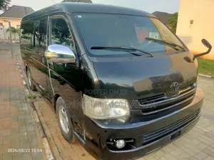 Toyota Grand HiAce 2002 Black