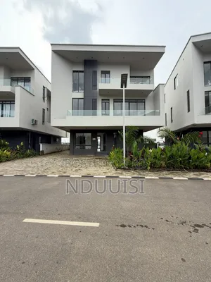 5bdrm Duplex in Jabi for sale