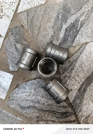 1/2" NPT Female-Threaded Coupling or Half-Coupling Pipe Fittings,
