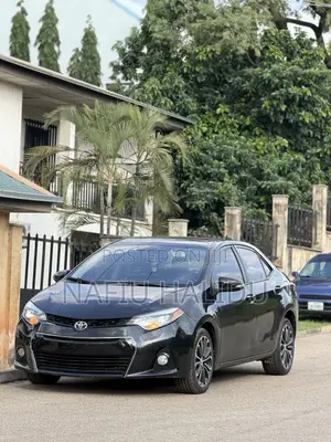 Toyota Corolla 2016 Black