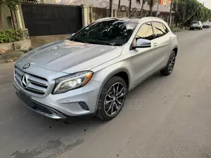 Mercedes-Benz GLA 250 2017 Silver