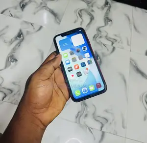 Apple iPhone 11 64 GB Red