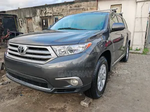 Toyota Highlander 2013 Gray