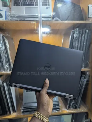 Laptop Dell Latitude E7270 8GB Intel Core i5 SSD 256GB