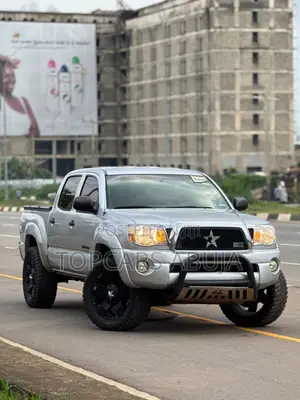 Toyota Tacoma 2006 Silver