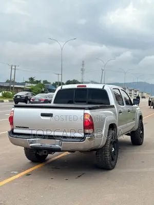 Toyota Tacoma 2006 Silver