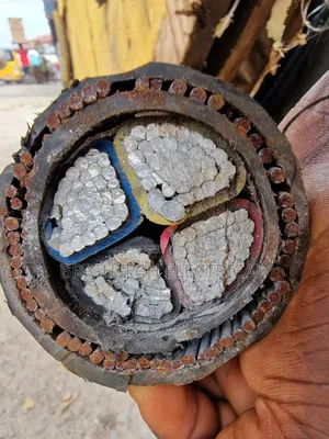 240mmx4core. Aluminium Cable.