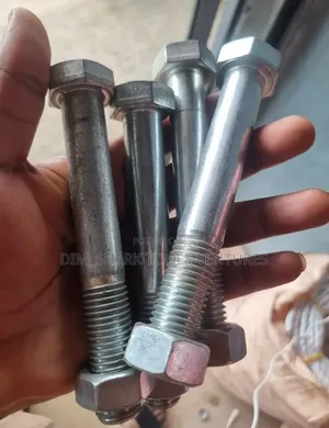 20mm X 150mm(6"L-8.8)Bolt Nut Galvanize