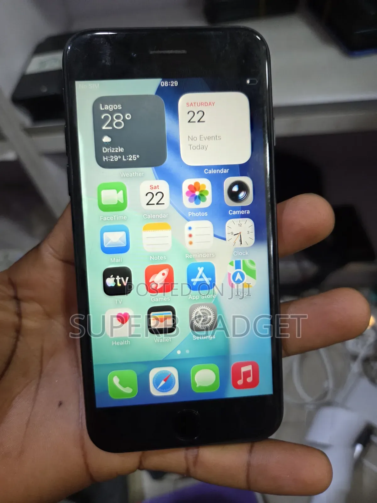 Apple iPhone SE (2020) 64 GB Black