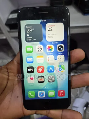 Apple iPhone SE (2020) 64 GB Black