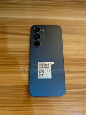 Tecno Spark 40 128 GB Black