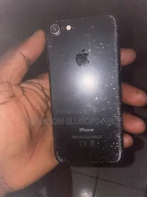 Apple iPhone 7 32 GB Black