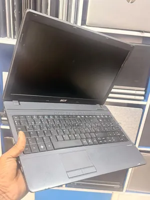 Laptop Acer TravelMate TM4750 4GB Intel Pentium HDD 160GB