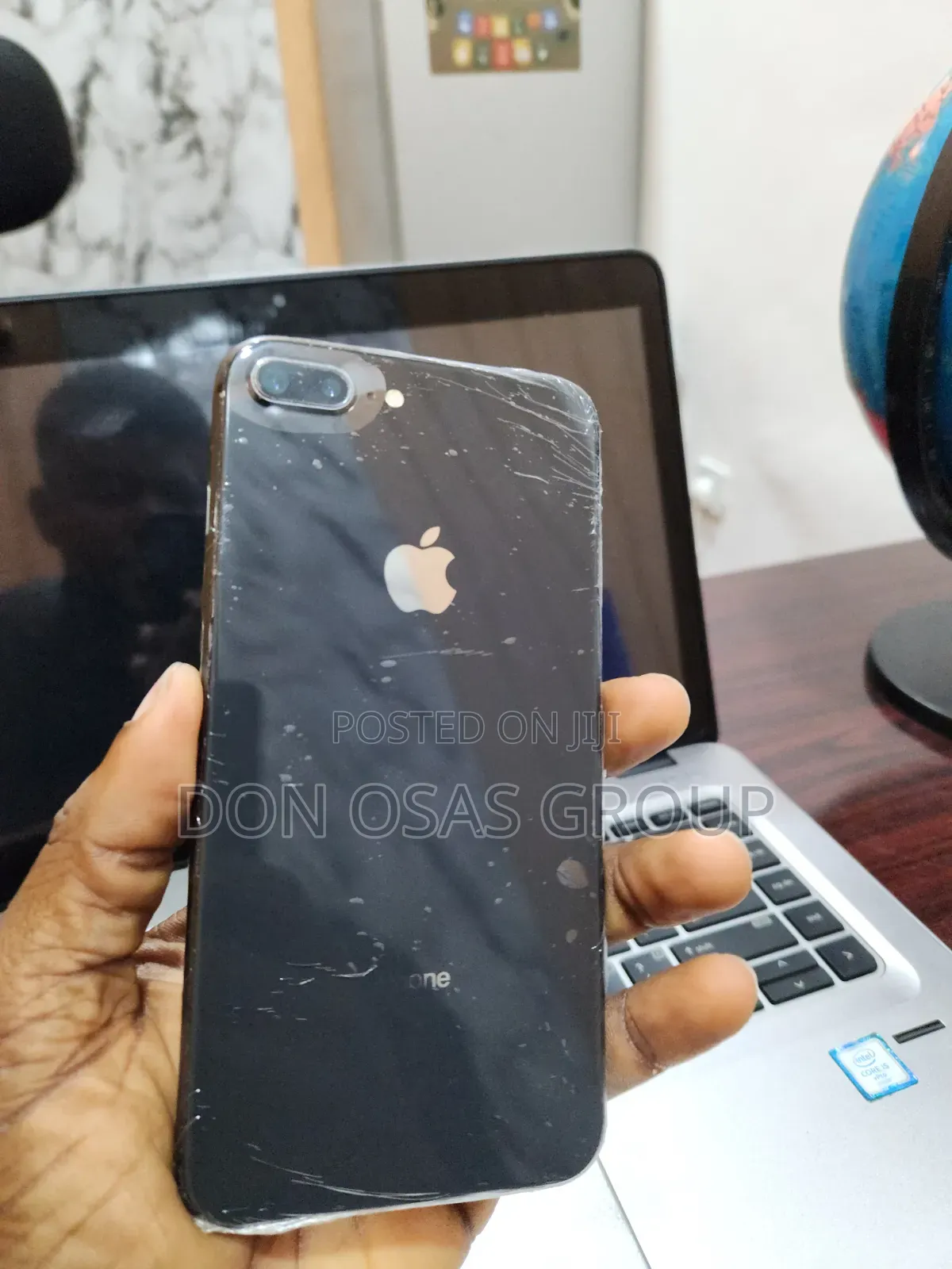 Apple iPhone 8 Plus 64 GB Black