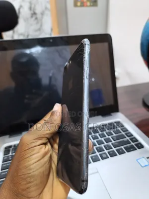 Apple iPhone 8 Plus 64 GB Black