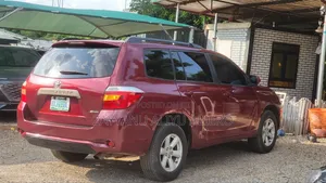 Toyota Highlander 2010 Red